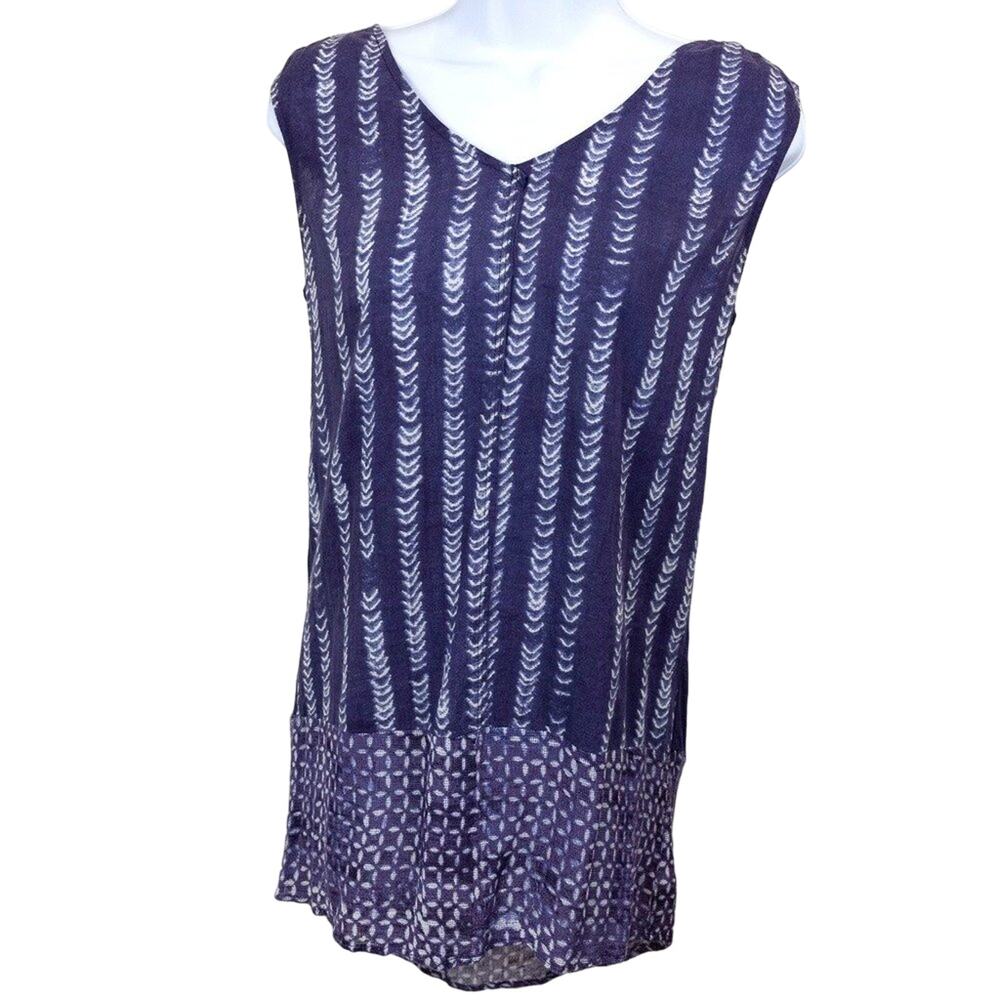 Dolan  Blue White Abstract Print Tunic.  XS